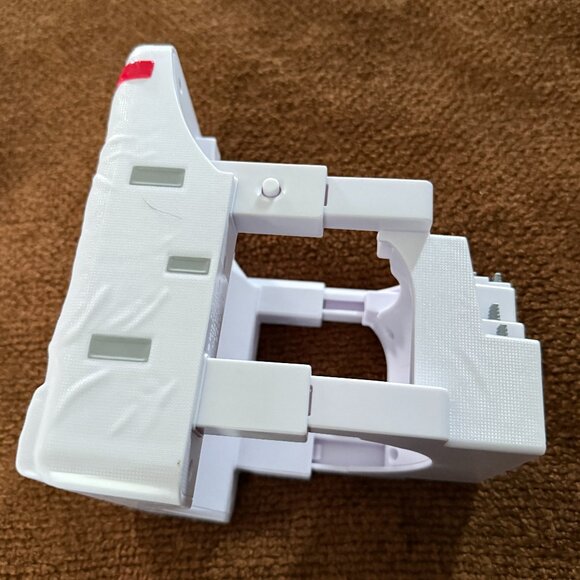 EUC American Girl Luciana Vega with Full NASA Space Suit - Picture 12 of 14